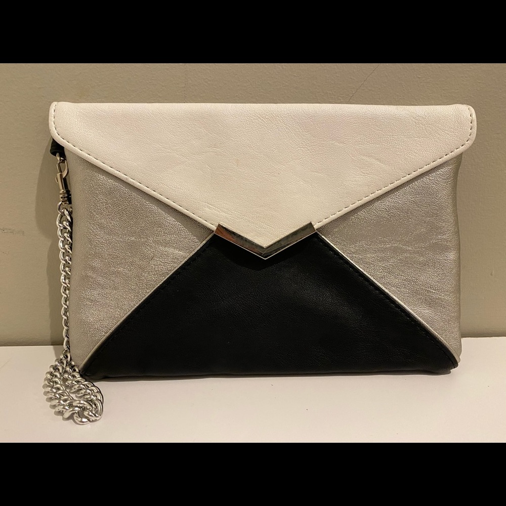 Glam clutch
